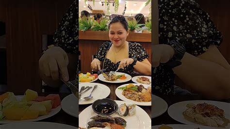 UMPUKAN FUSION BUFFET & RESTAURANT. SULIT SA .